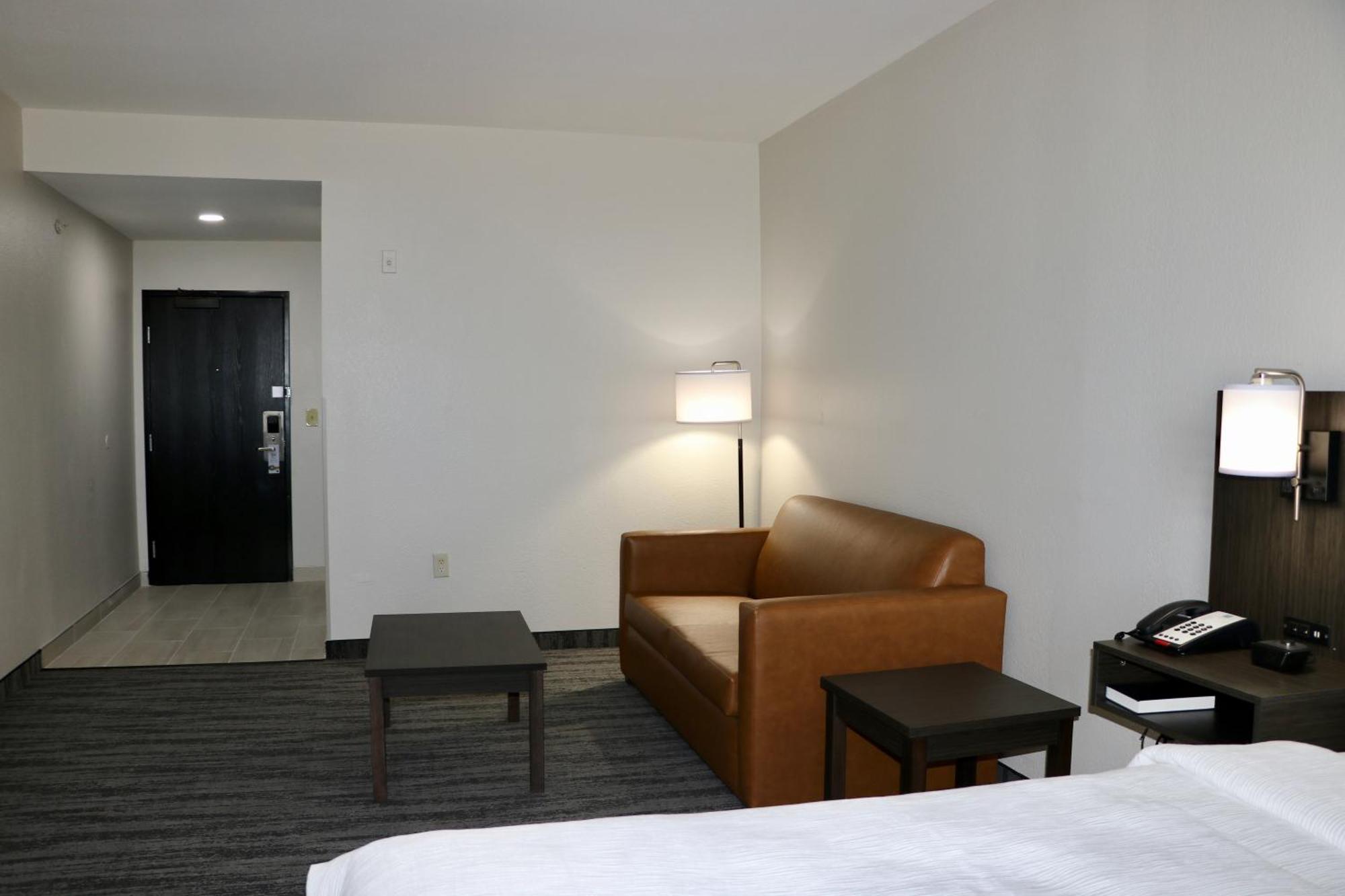 בודה Quality Inn & Suites מראה חיצוני תמונה
