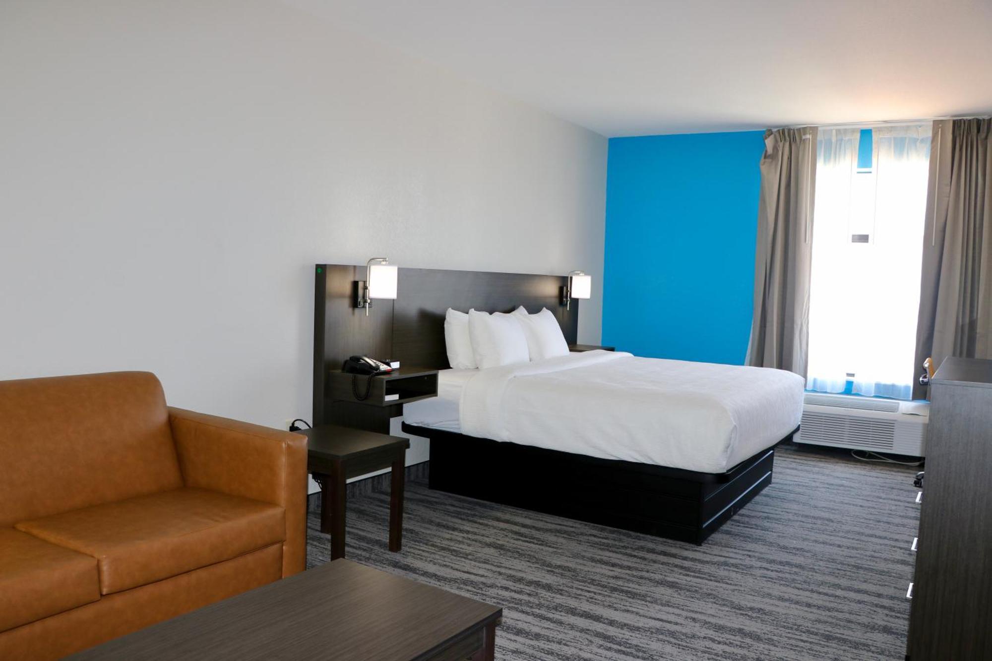בודה Quality Inn & Suites מראה חיצוני תמונה