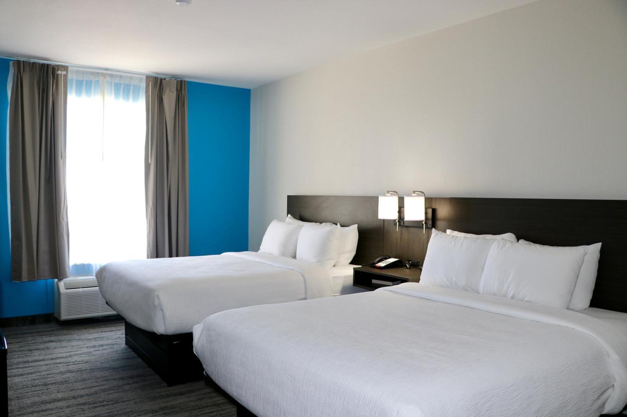 בודה Quality Inn & Suites מראה חיצוני תמונה